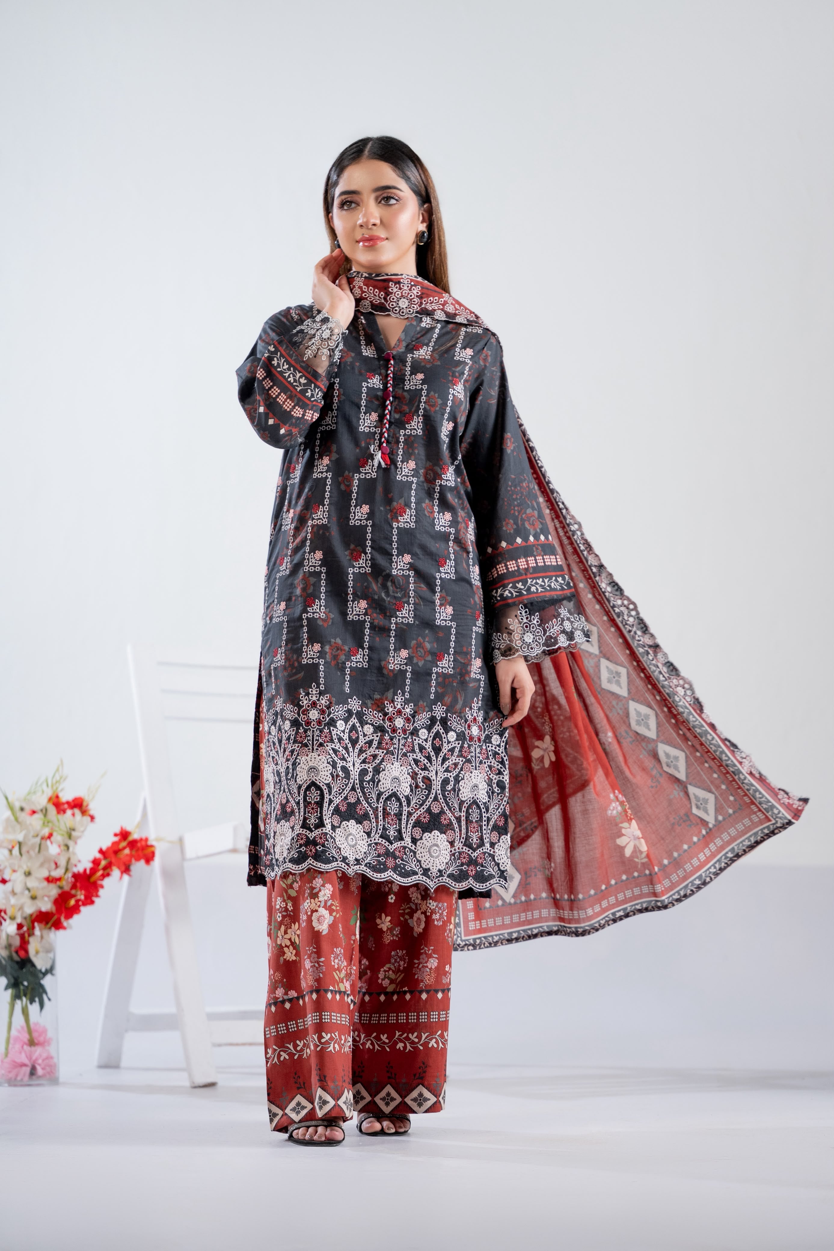 FIONA LAWN EMBROIDERED SUIT* *READY TO WEAR*